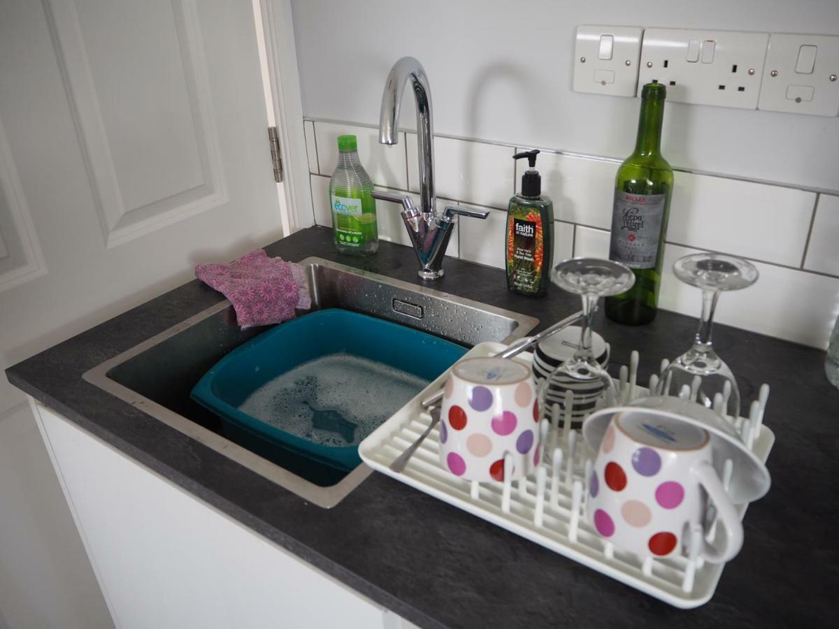 Cotswold Aparthotel ストラウド エクステリア 写真